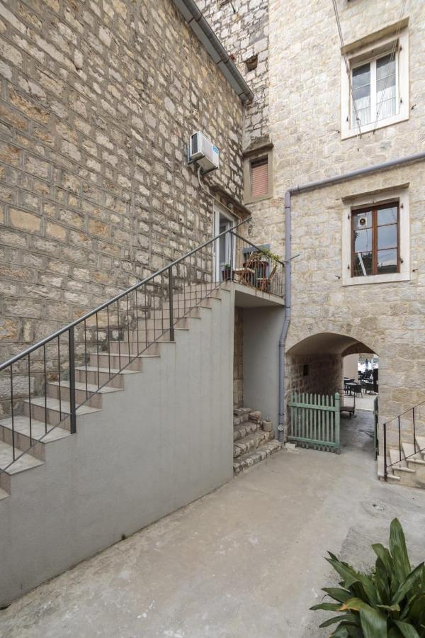 Apartment Filomena In The Center Komiža Exteriér fotografie
